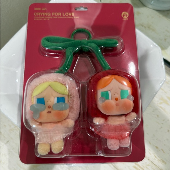 Pop Mart CryBaby Crying For Love (Love You Cherry Much) Vinyl Plush pendant - Picture 3 of 3